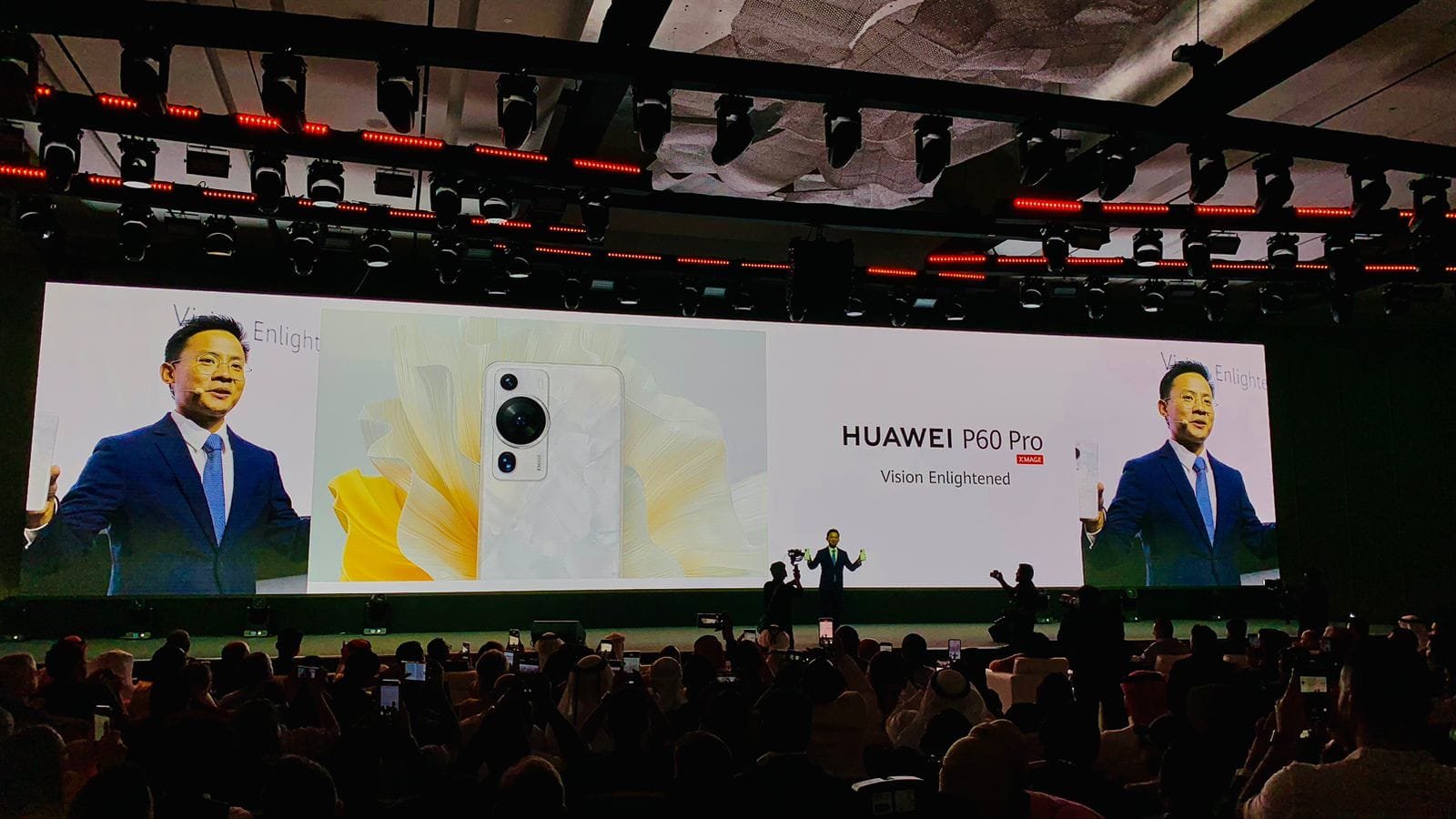 HUWAEI FLAGSHIP CONFERENCE & LAUNCHES